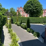 Green Lodge-Room-21