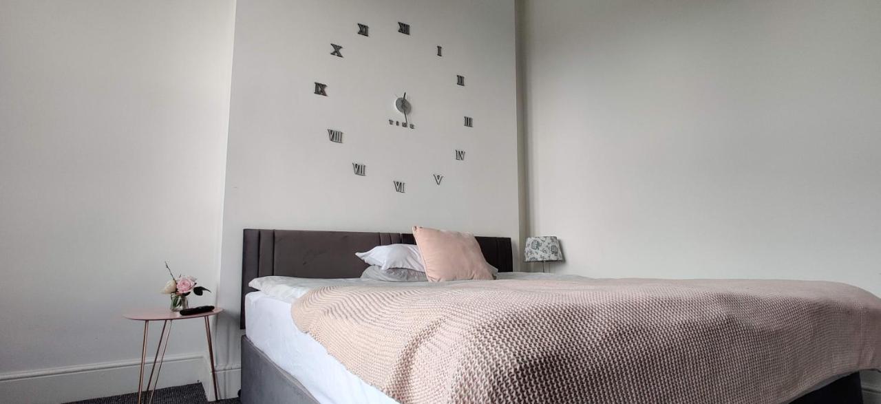 Lodge-room-21